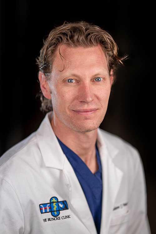 Dr. Andrew Watt Headshot Phalloplasty Surgeon